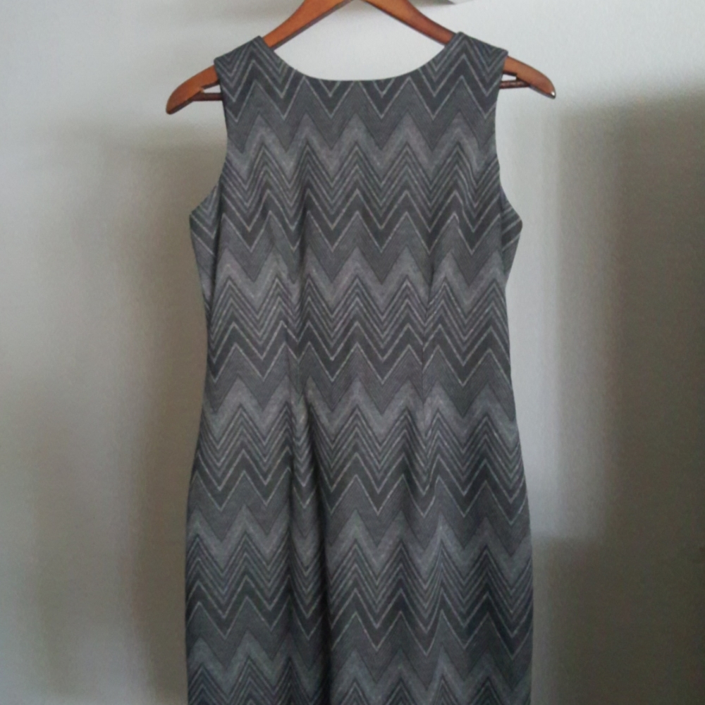 Nine West, Black / Gray Chevron, Sheath Dress - Picture 3 of 7